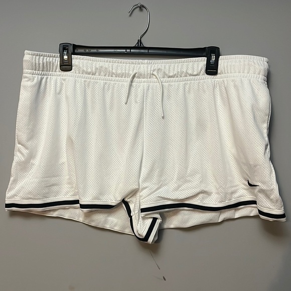 Nike Pants - Nike Loose Fit Shorts